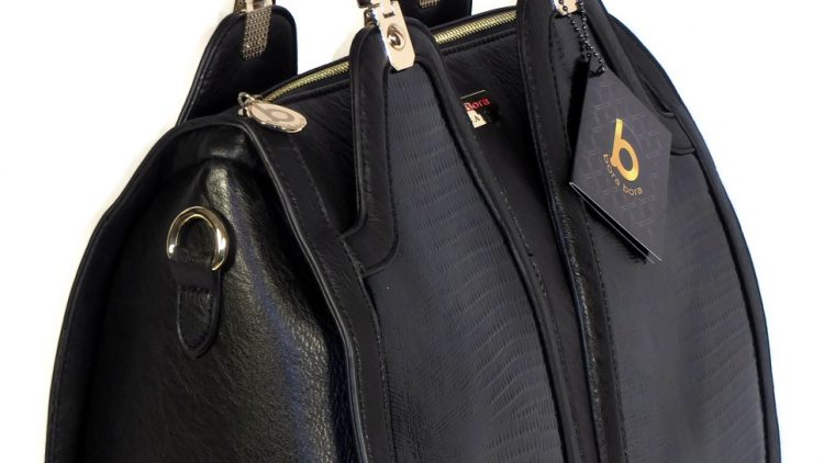 The Versatile Charm of Women’s Handbags